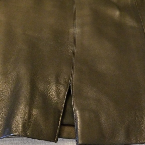 Leather skirt - Picture 2 of 7